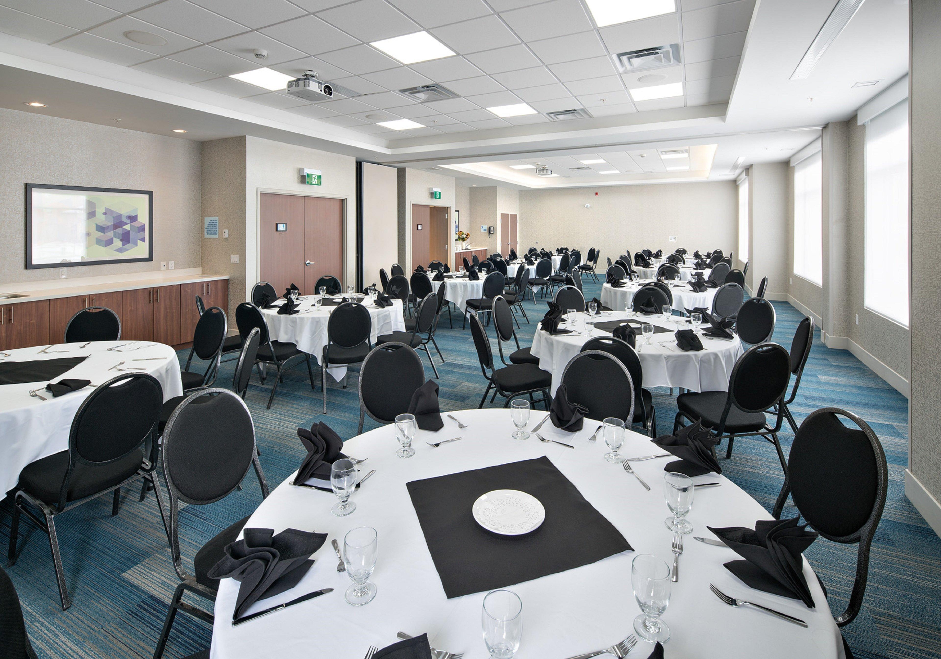 Holiday Inn Express - Red Deer North By Ihg Εξωτερικό φωτογραφία