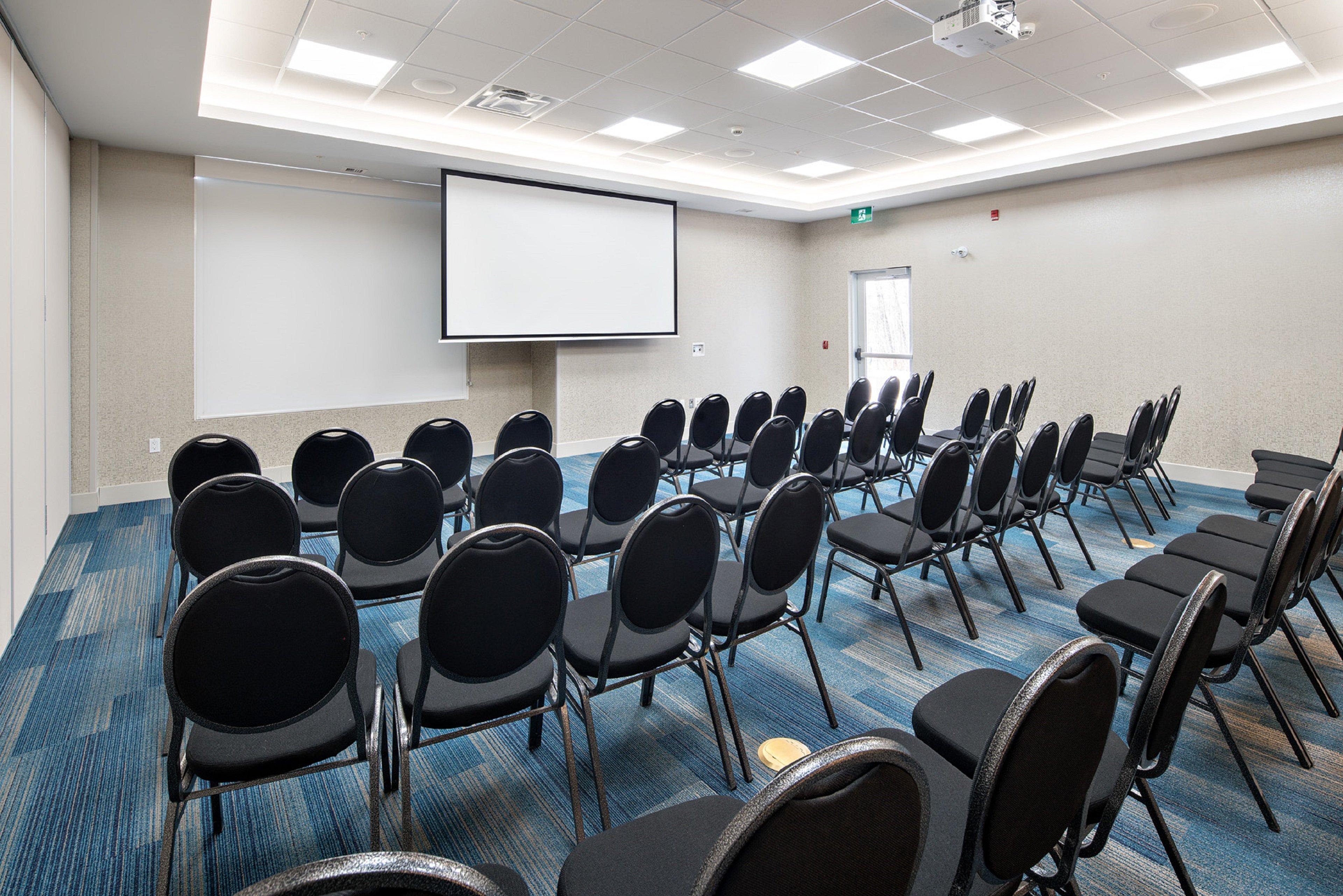 Holiday Inn Express - Red Deer North By Ihg Εξωτερικό φωτογραφία